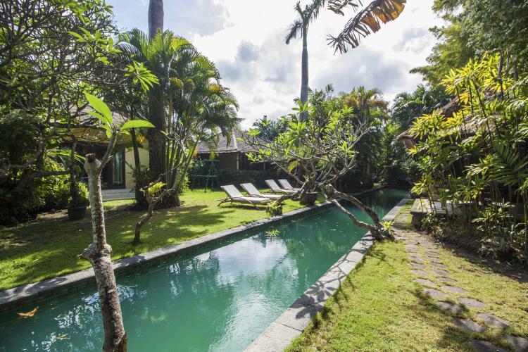Villa Gajah Seminyak  |  Indo Investments
